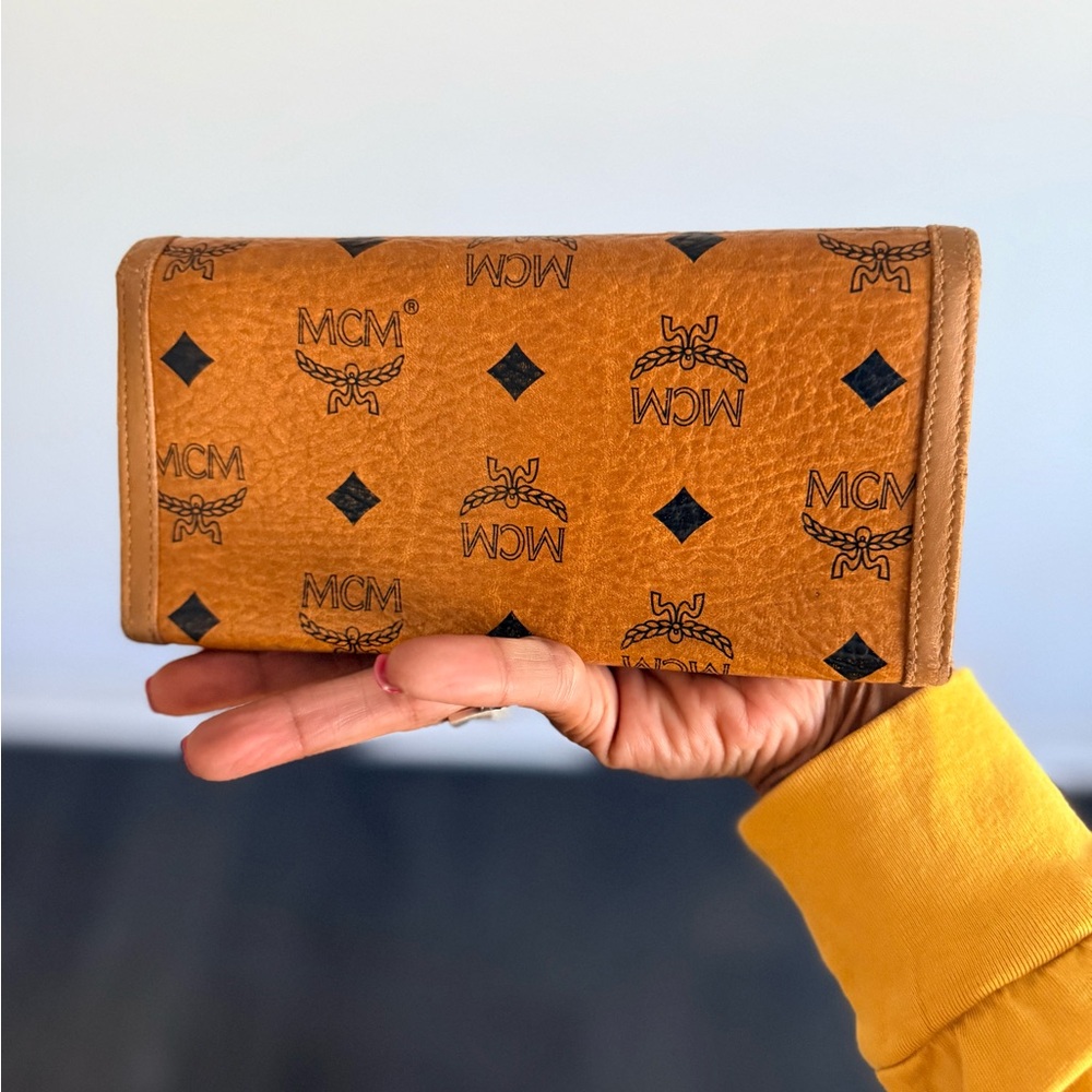 MCM Cognac Visetos Wallet - Picture 2 of 11